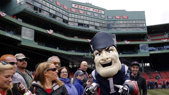 MLB Notebook: What Red Sox can learn from Patriots’ handling of Drake Maye; Breslow promises fast fix and a ‘Sale-a culpa’ taken at BSJ Headquarters (Patriots)